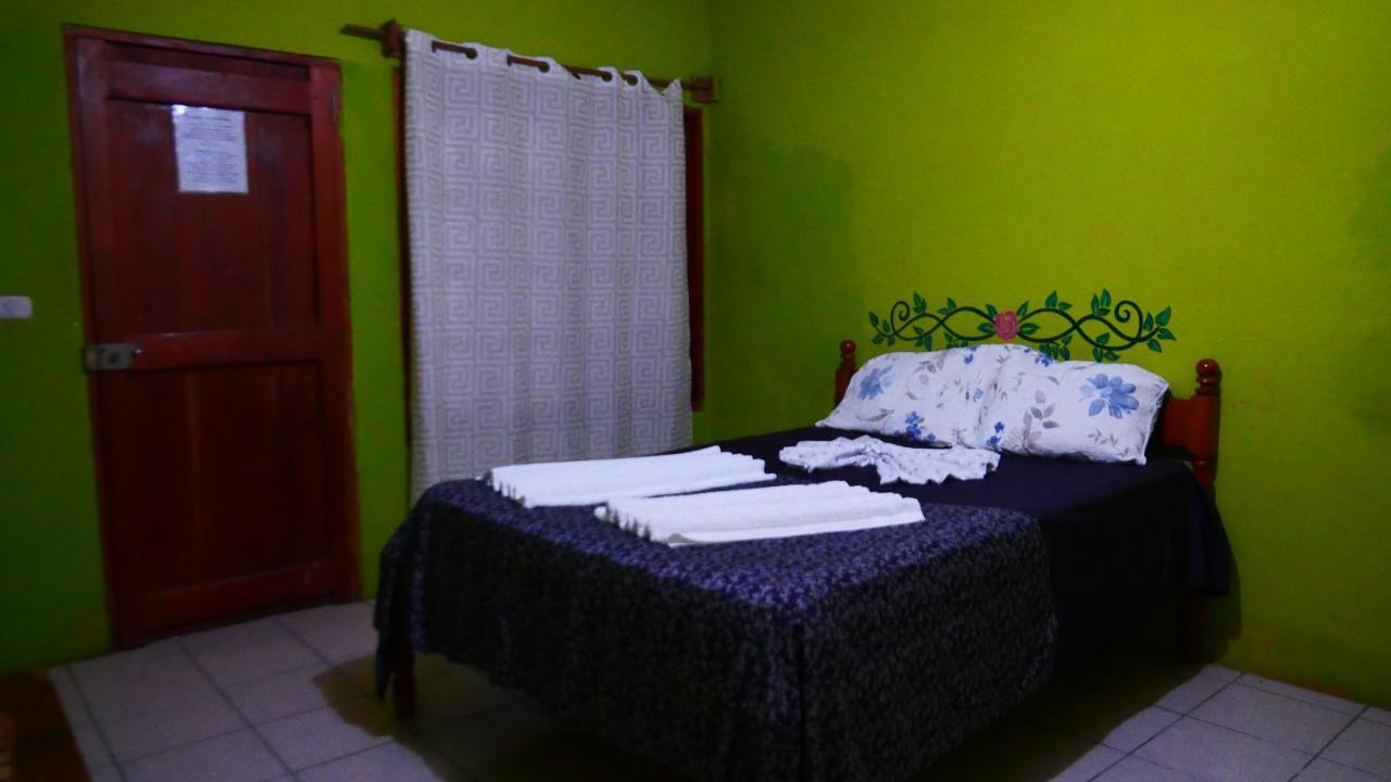 Hotel Restaurante Los Cocos Santa Cruz Buitenkant foto