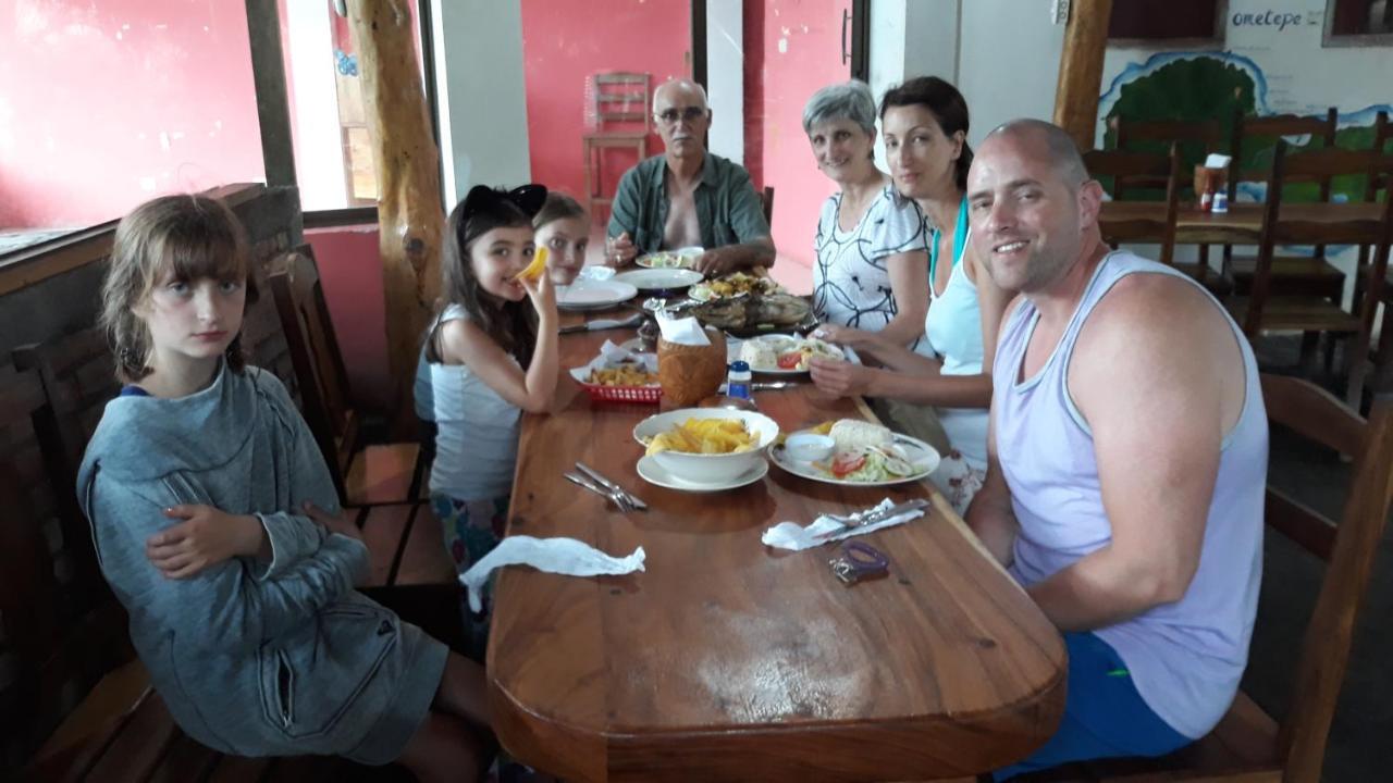 Hotel Restaurante Los Cocos Santa Cruz Buitenkant foto